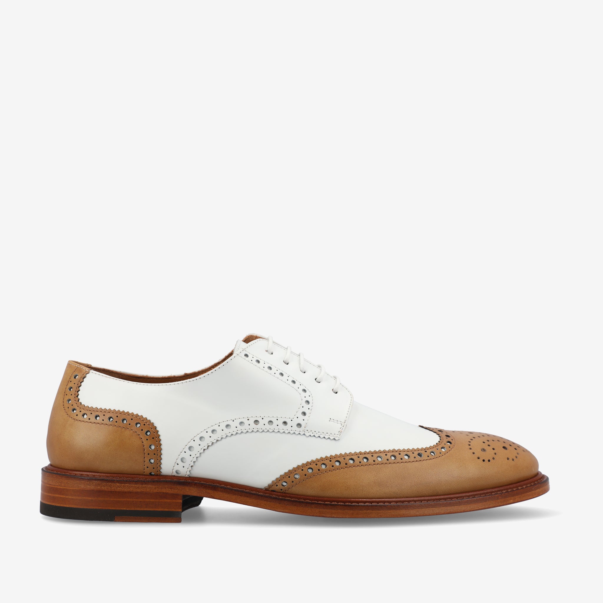 Women's spectator deals oxford shoes