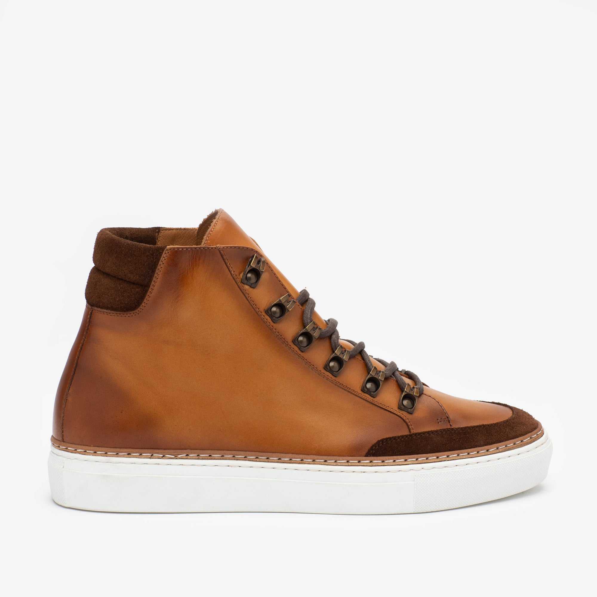 The Base Camp Leather in Honey | TAFT