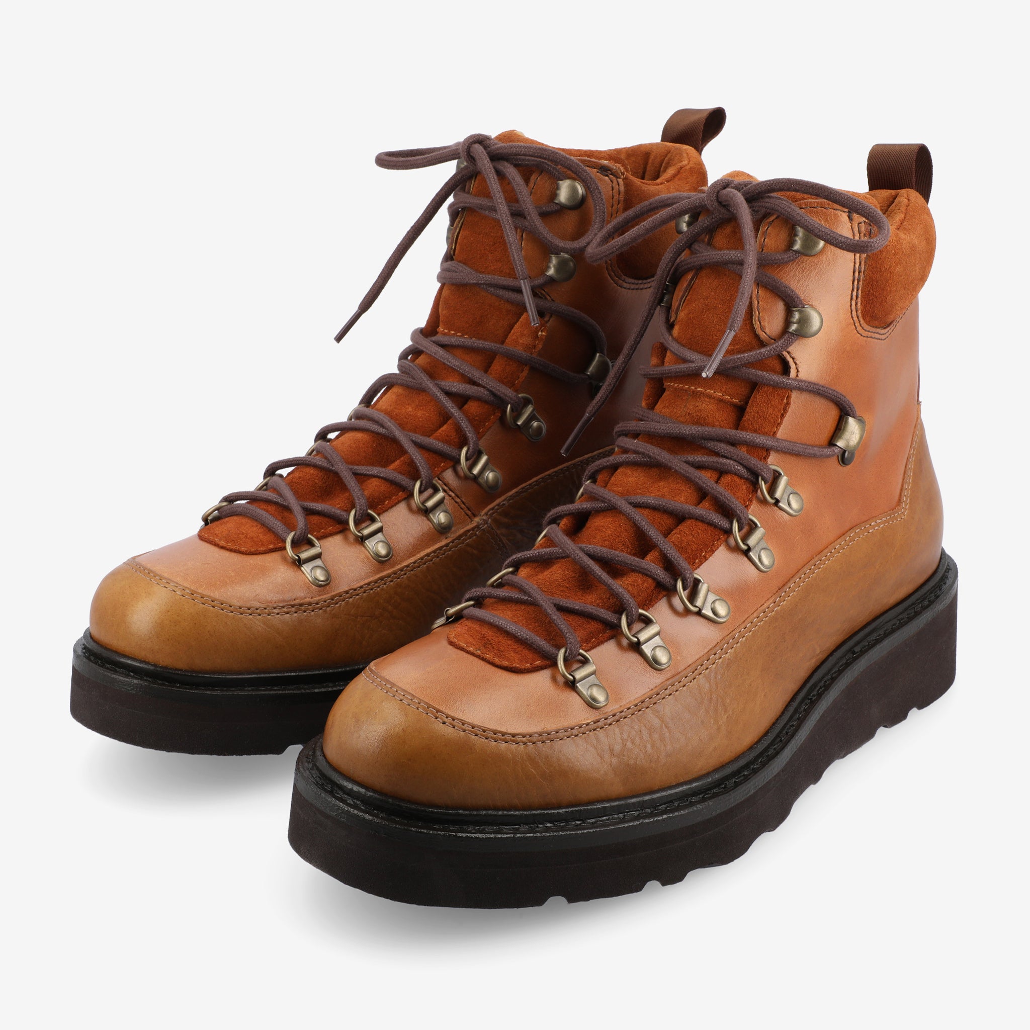 The Alpine Boot in Honey