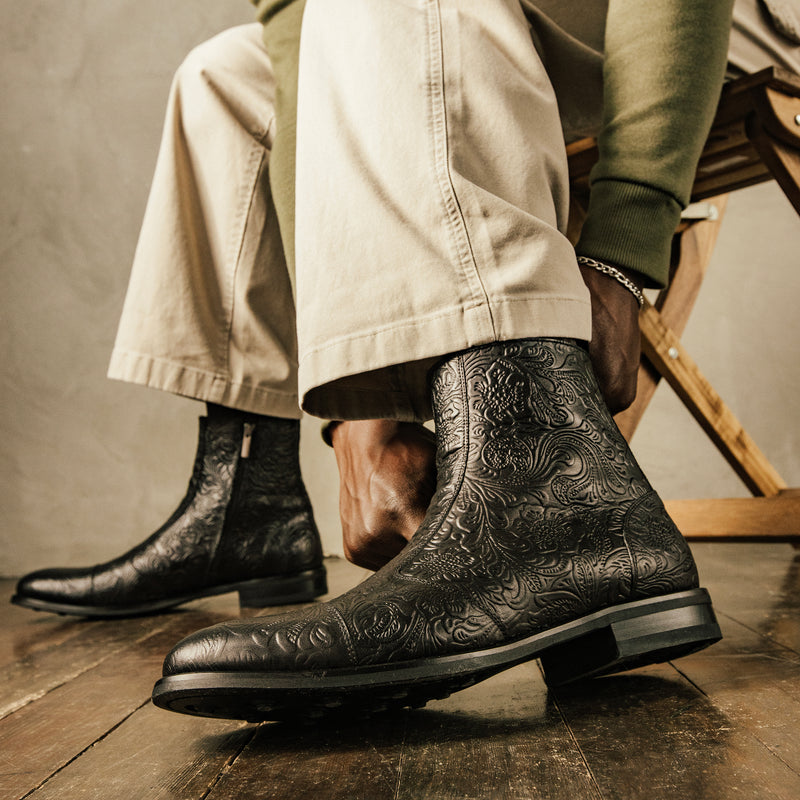 The Lewis Boot in Noir Viejo