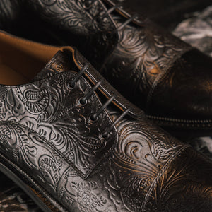 The Rome Shoe in Noir Viejo