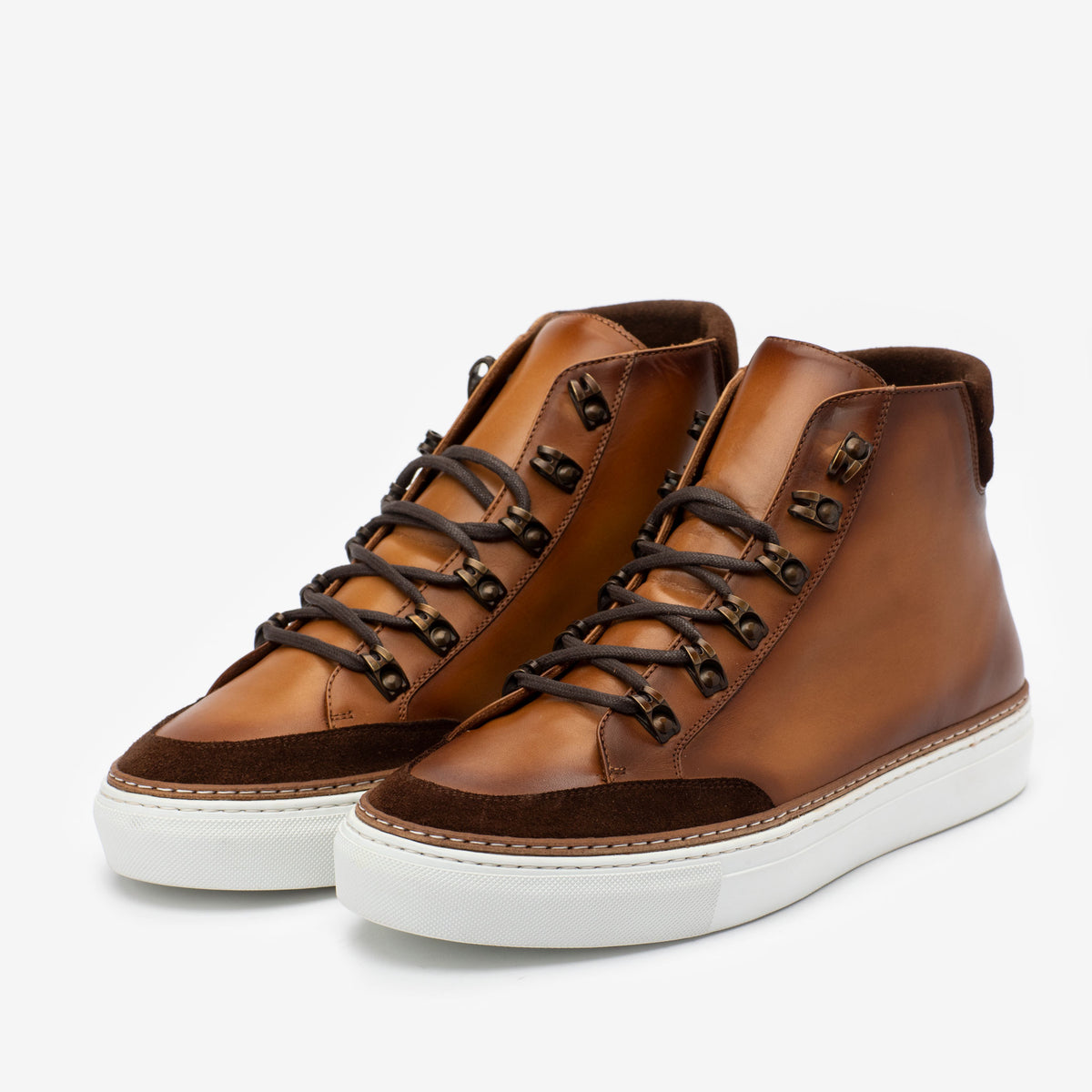 The Base Camp Leather Sneaker in Honey | TAFT