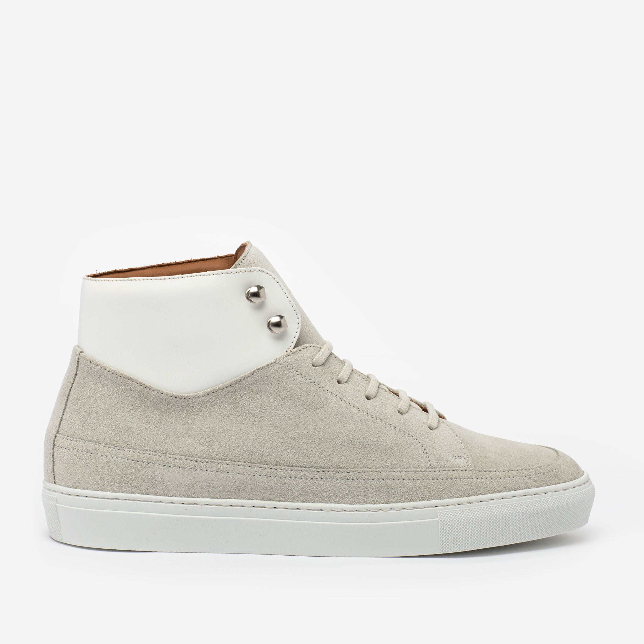 Konsulat Sult min The Fifth Ave Hightop Suede Sneaker in Cream | TAFT